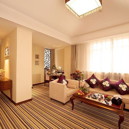 Jilin Province Hotel Τσανγκτσούν Εξωτερικό φωτογραφία