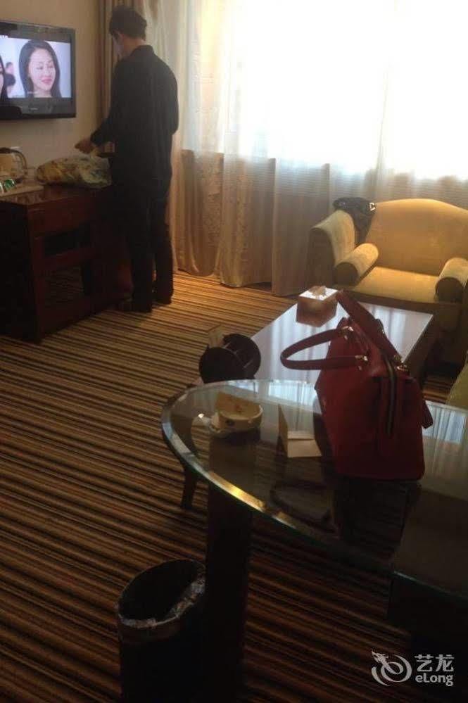 Jilin Province Hotel Τσανγκτσούν Εξωτερικό φωτογραφία